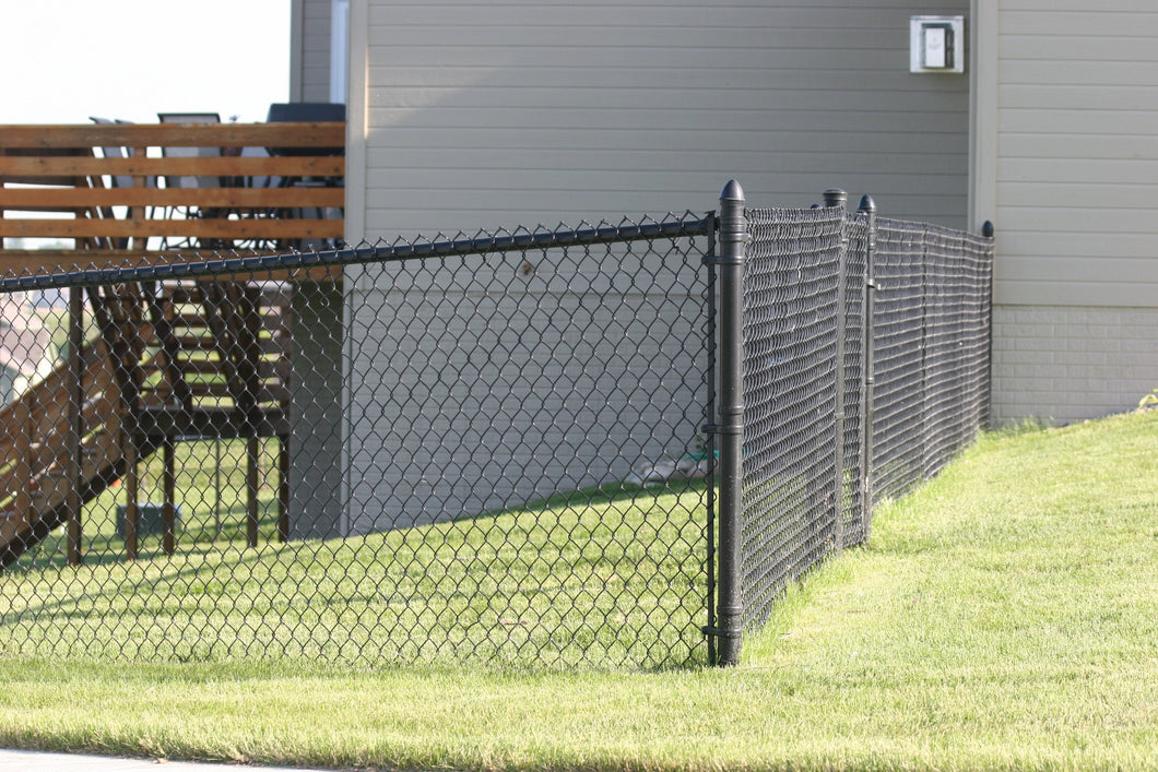 [200' Length] 6' Black Vinyl Chain Link Complete Fence Package